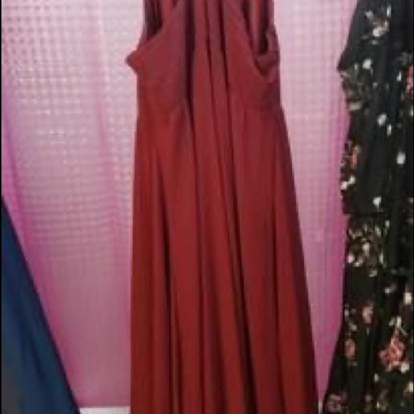 Dress - Picture 4 of 4